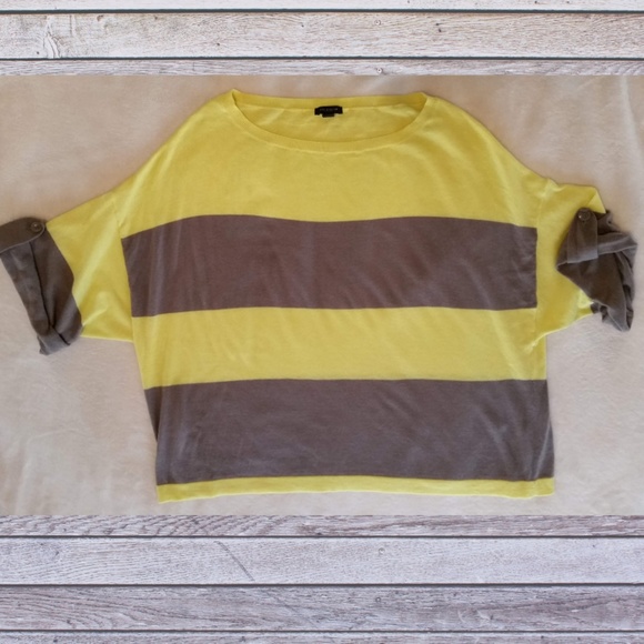 Oversized Ann Taylor Crop Style Top w/ Tab Sleeves - Picture 1 of 8
